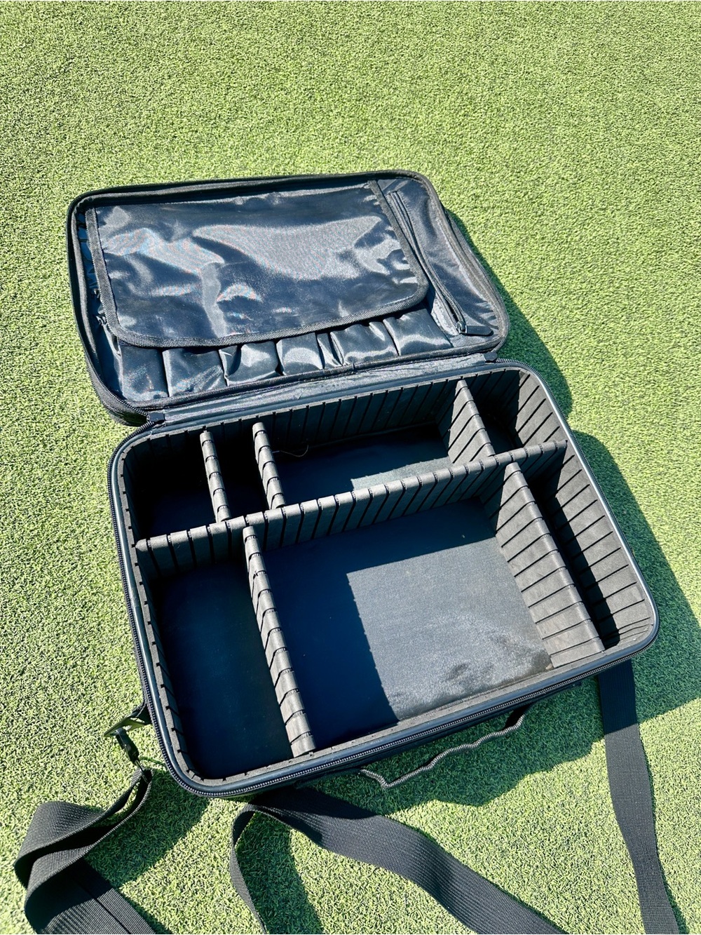 RELAVEL Large Professional Makeup Artist Train Case Black